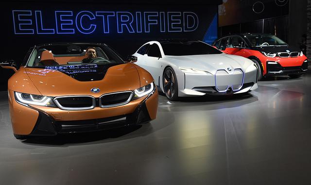 FOTO 7 | Carros que funcionen solo con electricidad son cada vez más comunes en las calles de Los Ángeles y varias ciudades de Estados Unidos.