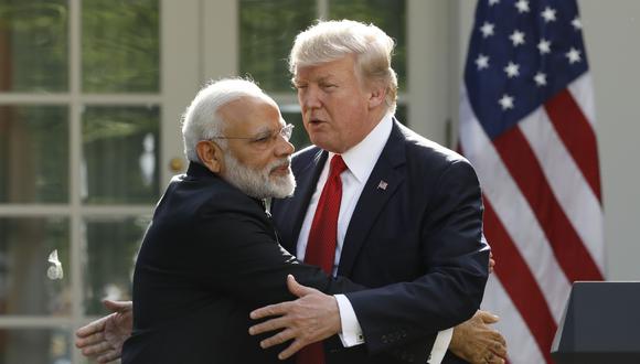 El abrazo de Narendra Modi a Trump ha servido para alienar a muchos demócratas, incluidos muchos de los contendientes por la nominación presidencial del partido. (Reuters)