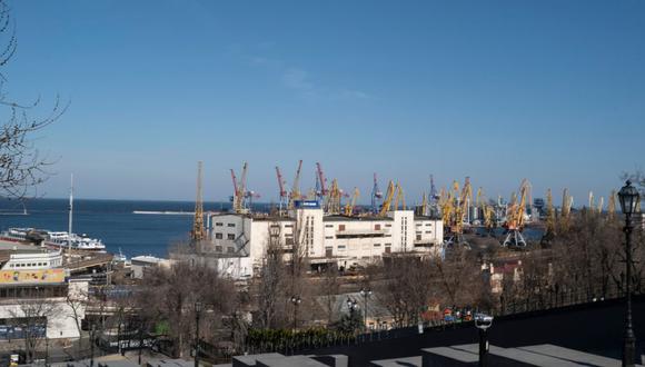 Al no poder exportar sus productos a través del mar Negro, la economía ucraniana se ve muy afectada.