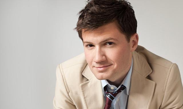 FOTO 3 | 3. Cameron Johnson

En 1994, cuando tenía sólo 9 años, Cameron Johnson lanzó una compañía de tarjetas de felicitación llamada Cheers and Tears. Para cuando llegó a la prepa, Jonhson se pasó a la publicidad en línea y al desarrollo de software, lo que le aseguró un ingreso mensual de unos 400 mil dólares.