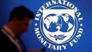Argentina negocia con FMI “reperfilar el sendero de pagos” de crédito del 2018