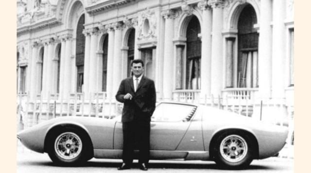 Ferruccio Lamborghini fue un agricultor italiano apasionado por los motores. Durante la Segunda Guerra Mundial integró la Fuerza Aérea de Italia y hasta fue prisionero de guerra. Terminada la guerra, se dedicó a los autos de lujo. (Foto: Megaricos)