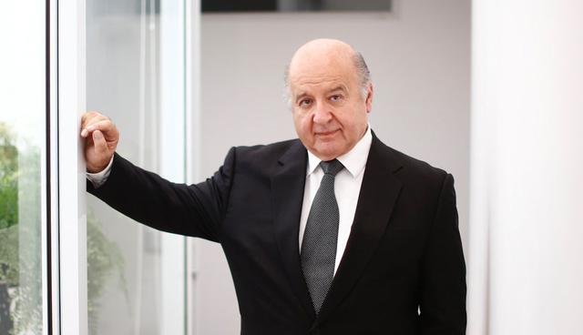 intelectuales con más poder en el Perú