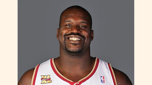 Jugador de baloncesto profesional y cuatro veces campeón de la NBA, Shaquille O'Neal a dejar sus estudios para jugar el juego. Pero tan pronto como llegó la oportunidad que regresó a la escuela, y en 2012 completó su doctorado en educación en la Univ