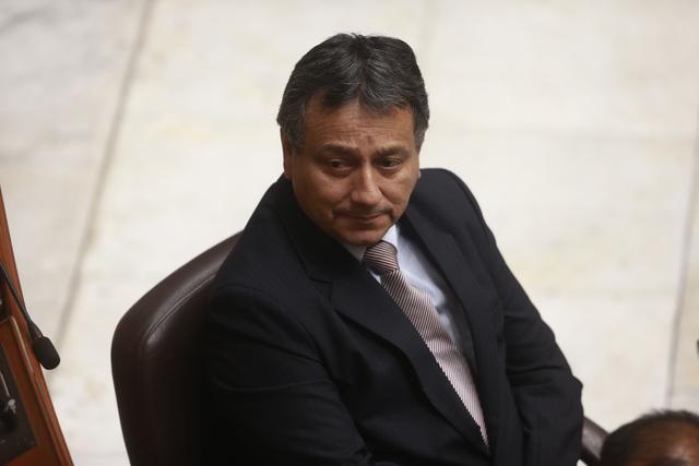 Guillermo Bocángel renunció junto a Kenji Fujimori. Ambos, al igual que Bienvenido Ramírez, fueron suspendidos tras una denuncia constitucional en su contra. (Foto: GEC)