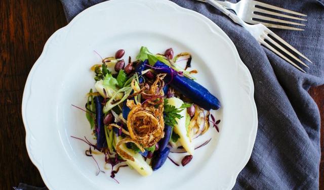 Pachamama. Especializado en platos de la sierra del Perú con carnes y papas, también destaca su carta del bar con el Mama’s Pisco.