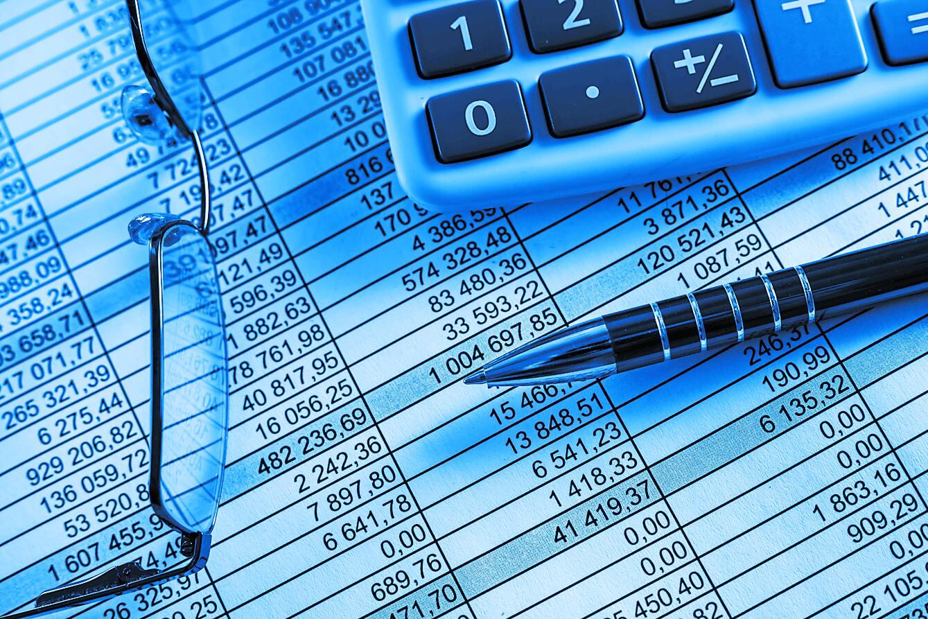 Abogados. UIF ha enviado circulares a muchos estudios. Contadores también deben reportar compraventa de inmuebles y acciones, entre otras operaciones. (Foto: ISTOCK)