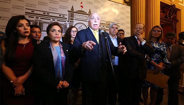 Nuevos chats muestran cómo se manejaban algunos asuntos al interior de Fuerza Popular. (Foto: GEC)