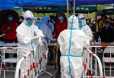 Mientras persiste brote de COVID en Pekín, las pruebas masivas se convierten en rutina