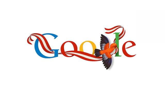 Las aves y animales endémicos fueron los encargados de saludar por fiestas patrias a cada país del mundo en 2013. Así, el gallito de las rocas adornó con una cintillo con los colores del Perú el logo de Google. (Foto: Google)