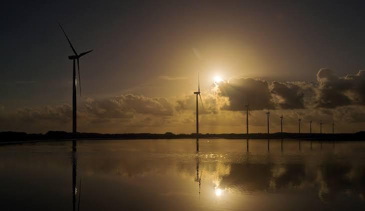 Una reciente encuesta a los bancos centrales mostró que casi todos los 27 encuestados dijeron que ya habían adoptado principios de inversión sostenibles y responsables en la gestión de su cartera o que estaban planeando hacerlo. (Foto: Bloomberg)