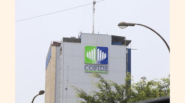 Otros cargos en el sector público: Fernando Zavala ha sido miembro del directorio de la Corporación Financiera de Desarrollo (Cofide) y de la Comisión de Promoción del Perú para la Exportación y el Turismo (Promperú).