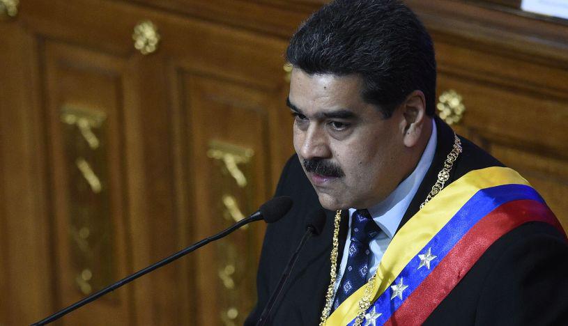 Guaidó, presidente del Parlamento de mayoría opositora, fue liberado una hora después de ser interceptada su camioneta. (AFP)