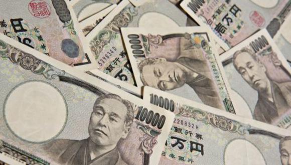 La depreciación del yen fue acogida por preocupación por los inversores en la Bolsa de Tokio, que aceleró su caída en la apertura de hoy después de la nueva depreciación del yen.