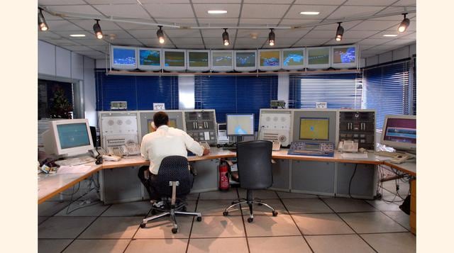 "El regalo de Egipto para el mundo", puede leerse en grandes letras en la página web oficial del canal, que marca la cuenta regresiva para la inauguración.