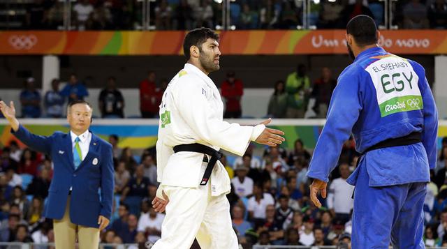 7. Cuando política y deporte se mezclan El judo es uno de los deportes más populares de Brasil y el Arena Carioca 2 bulle en la última jornada de competición, en la que participan los pesos pesados de la disciplina. En octavos de final se enfrentan el egi