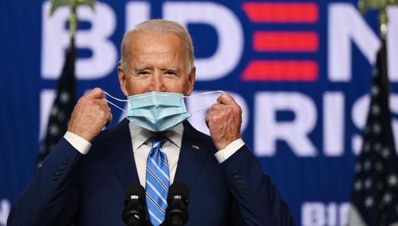 Funcionarios del campo Biden quieren promover la confianza en las vacunas, que se desarrollaron a un ritmo récord bajo un presidente que de otro modo prestó poca atención a la ciencia. (Photo by JIM WATSON / AFP)