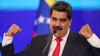 Maduro dice que autoriza cuentas en divisas en banca venezolana  