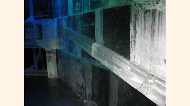 Para que sus visitantes no se congelen, la visita al bar dura 45 minutos como máximo. Tiene capacidad hasta para 60 personas. (Foto: Gestión)