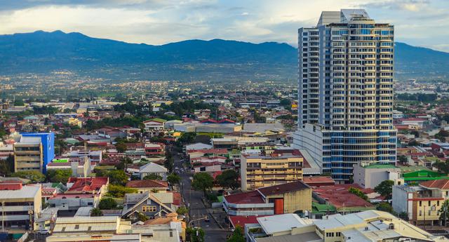 FOTO 3 | 3. Costa Rica tiene una riqueza promedio por adulto de US$ 33,683. La deuda por adulto alcanza US$ 5,507. (Foto: iStock)