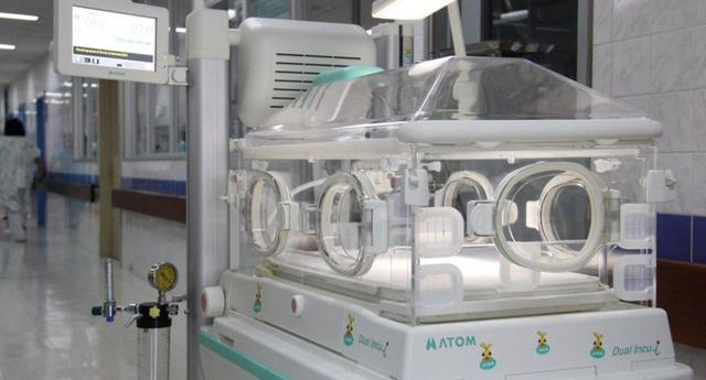 En setiembre se denunció la muerte de 30 bebes prematuros por falta de incubadoras en el hospital Regional de Lambayeque. Foto: Andina)