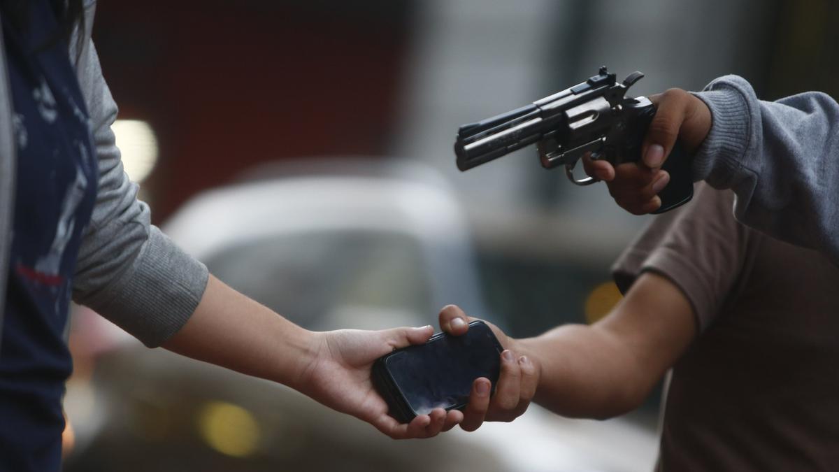 Robo de celulares será castigado con una pena de hasta 20 años de prisión efectiva | PERU | GESTIÓN