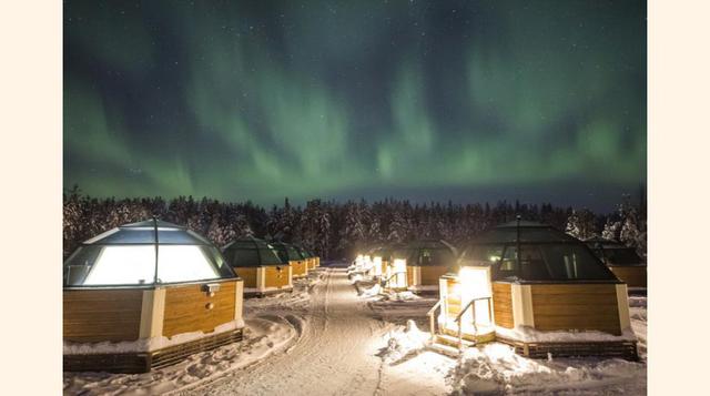 FOTO 10 | Artic Snow Hotel (Rovaniemi, Finlandia) , las auroras boreales son caprichosas. Se dejan ver poco y cuando lo hacen hay que estar preparado, por ello son tan frecuentes en la Laponia Finlandesa los hoteles con iglús de cristal para disfrutarlas 