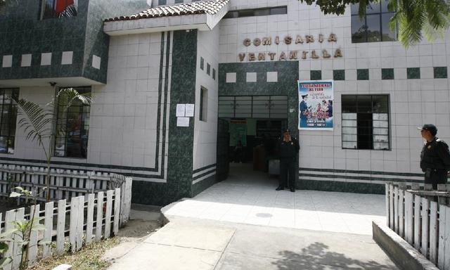 Jueves 30. Bancos iniciarán en abril la construcción de 12 comisarías a través de Obras por Impuestos. Por primera vez, la Asociación de Bancos aplicará el esquema de "Obras por Impuestos":http://gestion.pe/economia/bancos-iniciaran-abril-constr