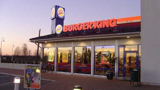 Burger King lanza hamburguesa de plantas “no apta” para vegetarianos