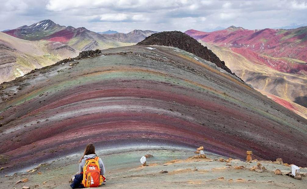 La Montaña de Palcoyo presenta múltiples colores que cautivan a los viajeros. (Foto: operador turístico Tierras Vivas)
