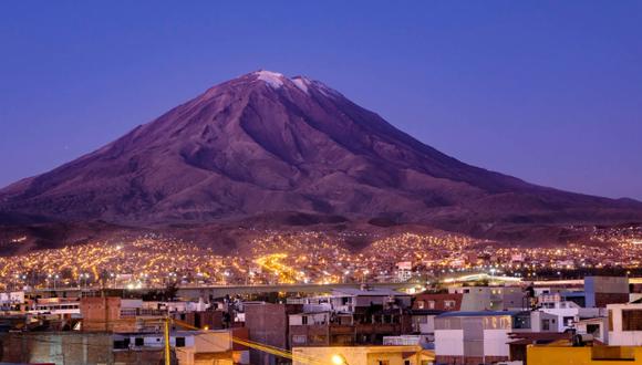 Se descarta actividad volcánica tras fuerte sismo en Arequipa