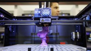 Las impresoras 3D del laboratorio de Seat trabajan hasta diez veces más rápido