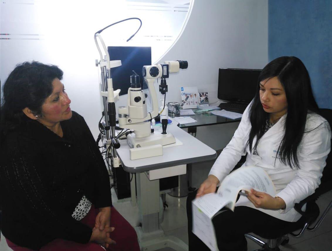 El uso continuo de dispositivos electrónicos trae como consecuencia el Síndrome Visual Informático. (Foto: Difusión)