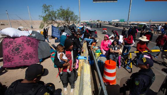 Gobierno chileno confirma que hay conversaciones para repatriar a migrantes varados. Foto: EFE
