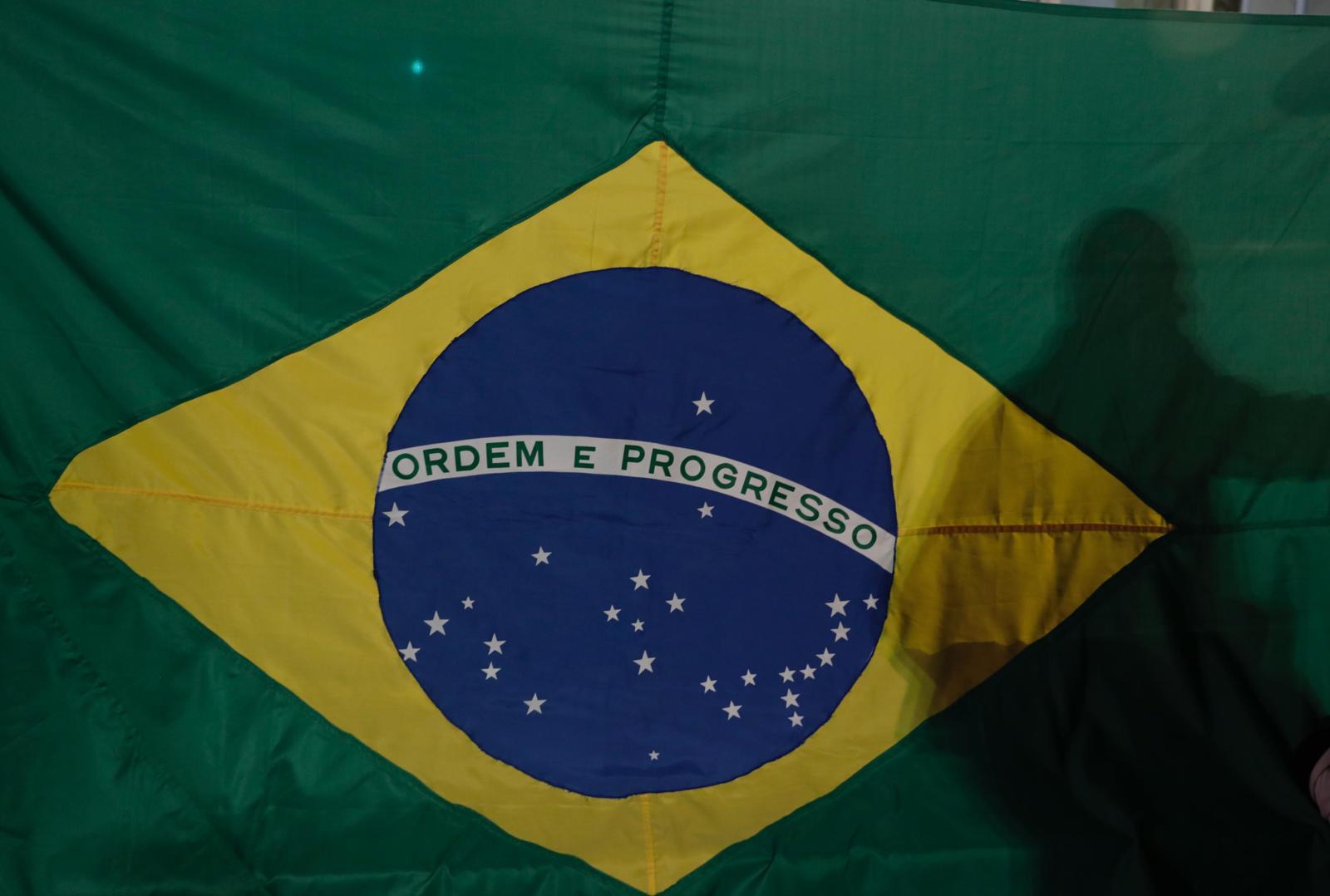 Los sondeos sostienen desde hace semanas que el diputado Jair Bolsonaro tiene asegurada su presencia en la segunda vuelta, bajo la etiqueta de su pequeño Partido Social Liberal (PSL).