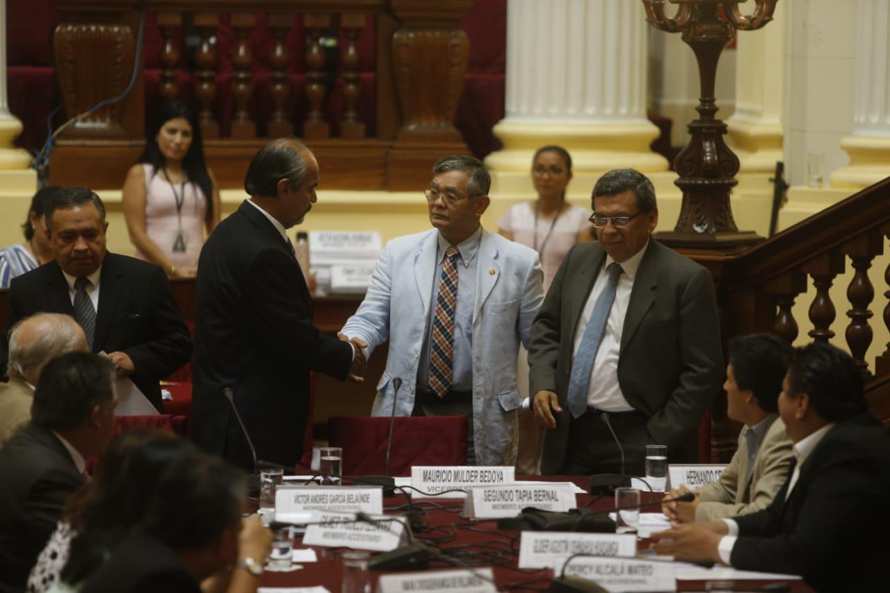 El congresista Marco Miyashiro, de Fuerza Popular, agradeció haber sido elegido como presidente de la Comisión de Fiscalización. (Foto: Mario Zapata / GEC)