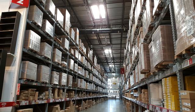 FOTO 9 | 9. Procesos operativos 
Opta por la compra masiva, eso te permitirá contar con todos los insumos que se necesitan para elaborar y entregar tus productos en el tiempo debido, además, te ayudará a ahorrar. La compra de insumos, administración de materia prima y material de empaque entran en esta categoría.