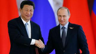 Presidente chino Xi y mandatario ruso Putin dominan el G7