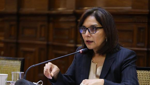 Patricia Juárez sustentó el texto que plantea eliminar el voto de confianza oblgiatorio. (Foto: Congreso)