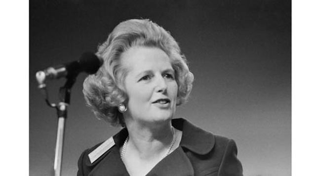 Siempre me animo enormemente si un ataque es particularmente hiriente porque creo que, bueno, si me atacan personalmente, significa que no tienen ni un solo argumento político. Margaret Thatcher (1925–2013) estadista conservadora británica.