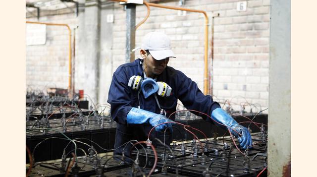 Ofrece al mercado baterías 100% fabricadas en el Perú. (Foto: Manuel Melgar)