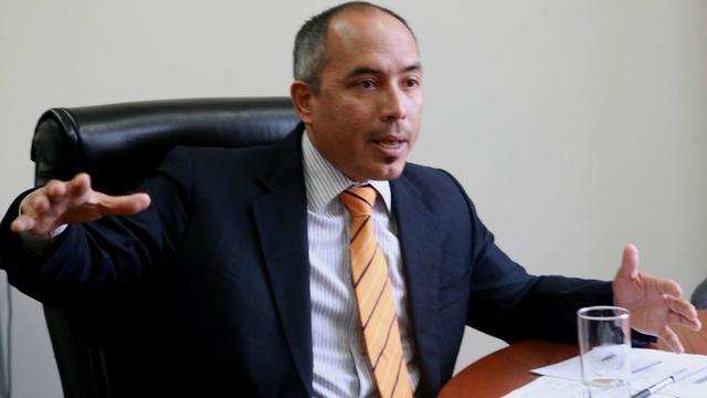 Jorge Arrunátegui renunció el 21 de diciembre del 2016 al cargo de viceministro de Gestión Pedagógica. Él había asumido funciones a inicios de setiembre tras la salida del sociólogo Flavio Figallo, quien llegó al Minedu durante la gestión de Jaime Saavedr