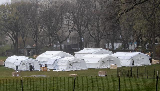 El virus ha matado a más de 12.000 personas en el estado de Nueva York, de un total de más de 223.000 casos confirmados. Imagen captada el 29 de marzo de 2020.  (AP Photo/Mary Altaffer).