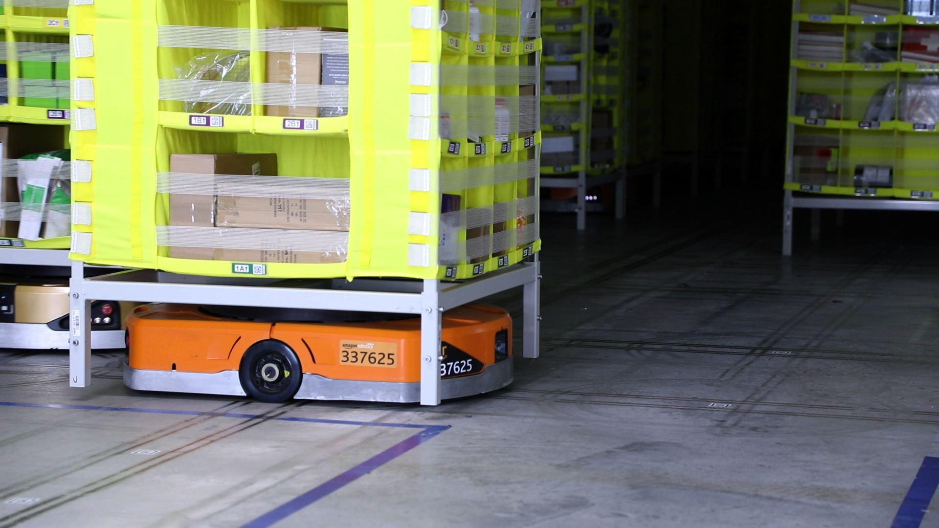 Los robots "colaborativos" de Amazon. (Foto: AFP)