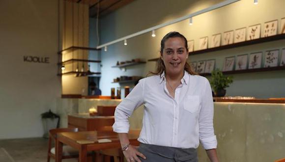 Pía León (Lima, 1986), chef y propietaria del restaurante de alta cocina Kjolle, se graduó en el Cordon Bleu de Lima e hizo prácticas en el Hotel Ritz de Nueva York y en el Astrid & Gastón, de Gastón Acurio y Astrid Gutsche. (Foto: EFE)