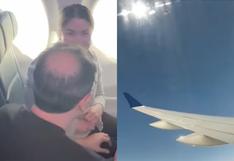 El vuelo en EE. UU. para ver el eclipse solar es testigo de romántica propuesta de matrimonio