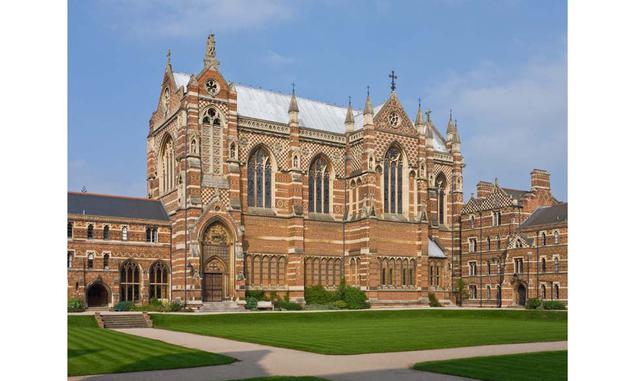 Universidad de Oxford. Esta universidad británica obtiene 87,8 puntos.