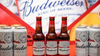 AB InBev está rezagada en su objetivo de producción de cerveza sin alcohol y con poco alcohol