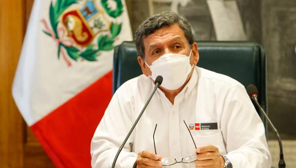 Hernando Cevallos defendió los cambios en el Gabinete Ministerial tomados por el presidente Pedro Castillo. (Foto: Minsa)