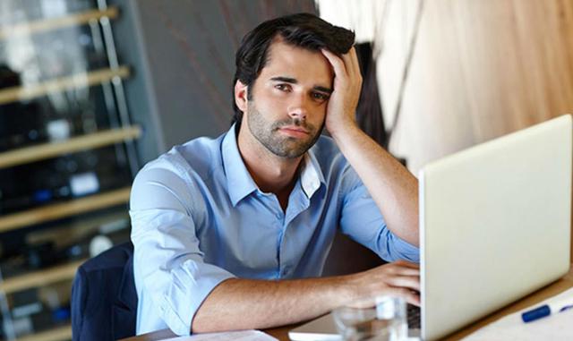 No hacer divertido el trabajo. Si uno no se lo pasa bien en el trabajo, es que las cosas se están haciendo mal. La gente no lo da todo si no se divierte y la diversión es uno de los factores más importantes si quieres mantener a tus mejores trabajadores. 